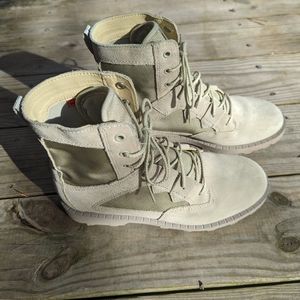 Sorel caribou OTM laurel leaf women's US 9.5